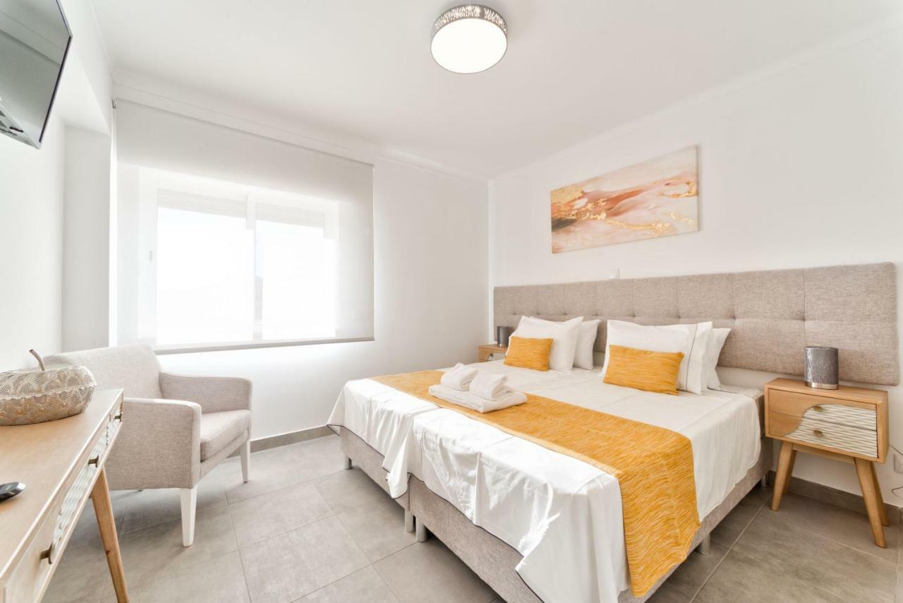 By The Sea -Vr Apartment Портиман Екстериор снимка